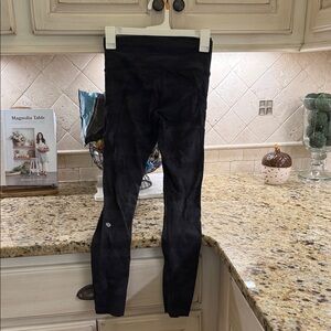 lululemon athletica Black High-Rise Leggings